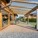 Wood House Bela Krajina - Happy *