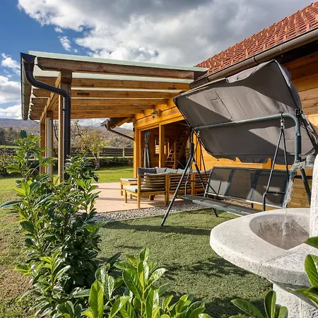 Wood House Bela Krajina - Happy בקתה