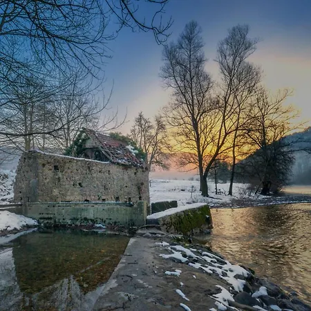 Шале Wood House Bela Krajina - Happy Dragatus