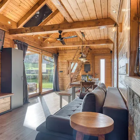 Chalet Wood House Bela Krajina - Happy