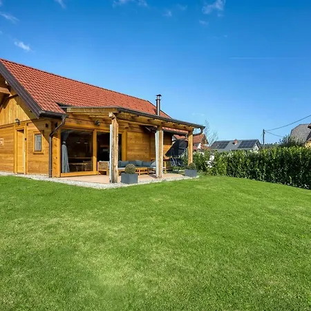Chalet Wood House Bela Krajina - Happy *