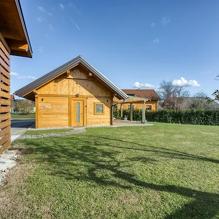 Wood House Bela Krajina - Happy Chalet *