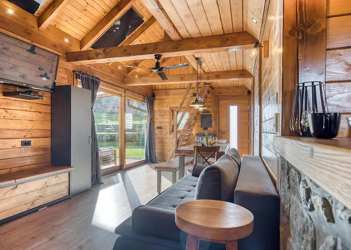 Wood House Bela Krajina - Happy