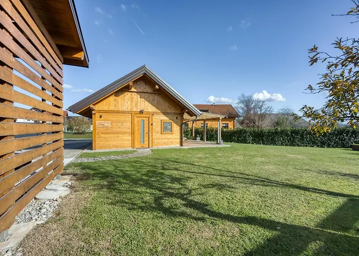 Wood House Bela Krajina - Happy Chalet Dragatus